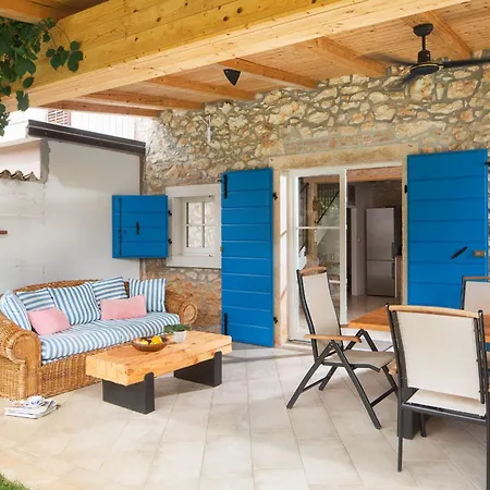 Flavia Traditionelles Steinhaus Mit Pool Tatil Evi Cepljani