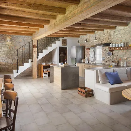 Tatil Evi Flavia Traditionelles Steinhaus Mit Pool