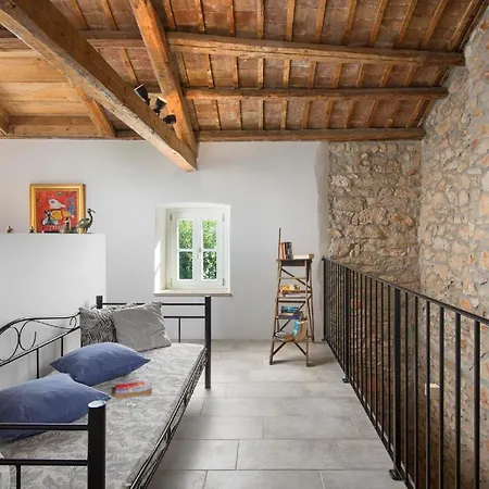 Flavia Traditionelles Steinhaus Mit Pool Holiday home Cepljani